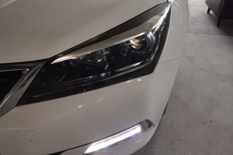 Used Changan Alsvin V7 2016 1.6L Manual Enjoyment Model China V Standard