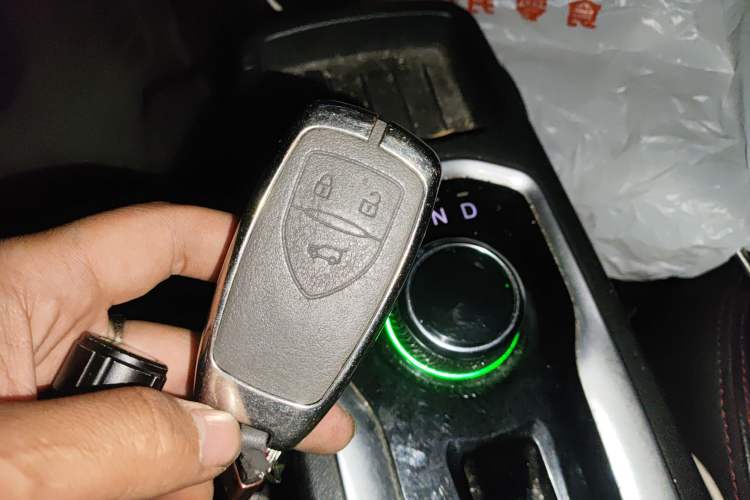 Used Dayun Yuehu 2021 Revised Version 32.85 kWh Two-Wheel Drive Sprite Edition
