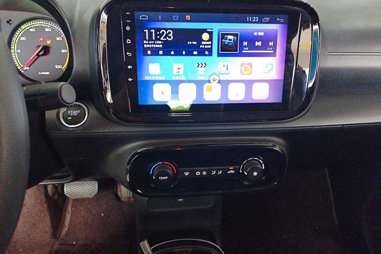 Used Roewe Clever 2022 311km QiQi BoBo Edition Audio And AC Panel