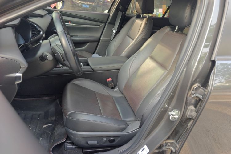 Used Mazda 3 Axela 2021 2.0L Automatic Zhiyao Edition
