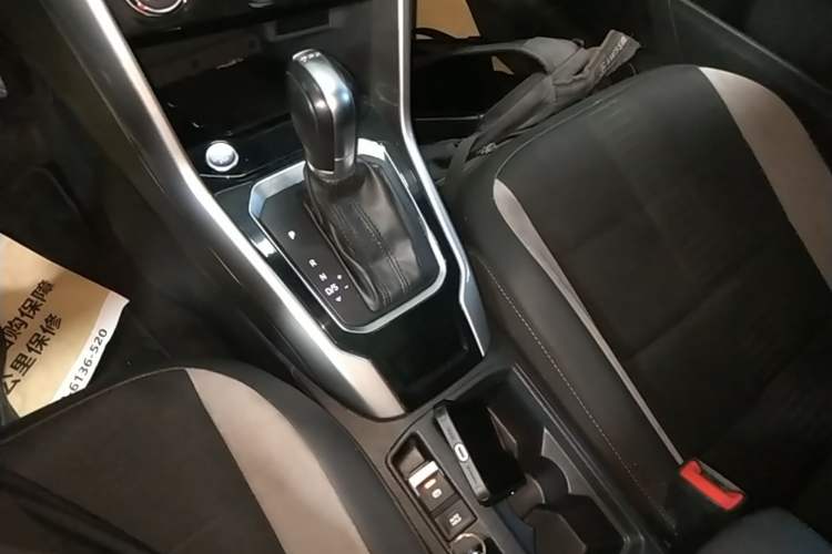 Used Volkswagen T-ROC 2022 280TSI DSG Two-Wheel Drive Elite PLUS