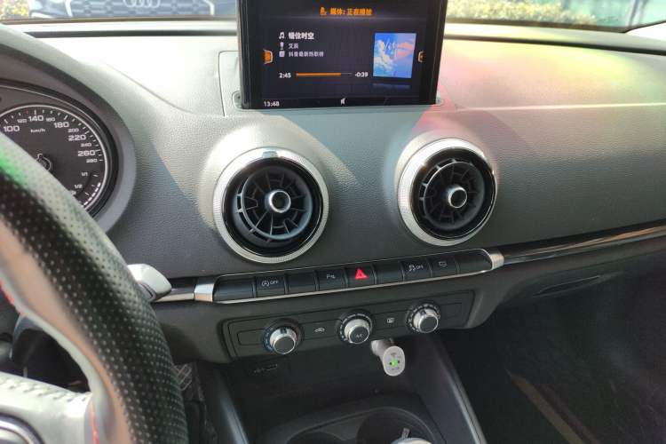 Used Audi A3 2019 Limousine 35 TFSI Fashion Edition China V standard