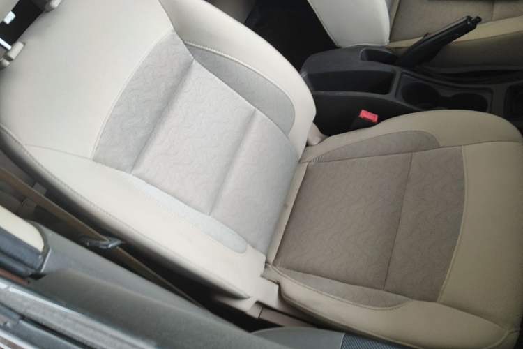 Used Wuling Hongguang 2014 1.5L S Standard Version