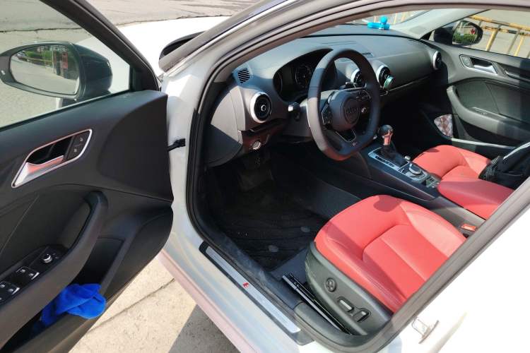 Used Audi A3 2017 Sportback 35 TFSI Fashion Model
