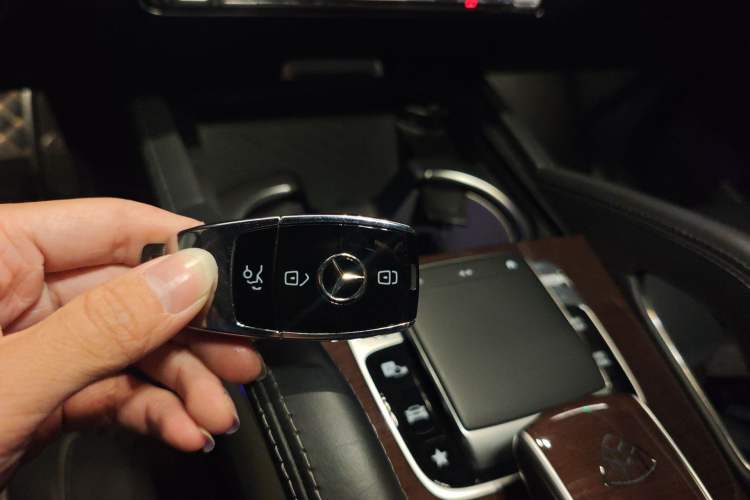 Used Mercedes-Benz Maybach GLS 2022 GLS 600 4MATIC Celebration Edition Vehicle Key