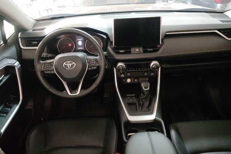 Used Toyota Wildlander 2022 2.0L CVT Two-Wheel Drive Luxury PLUS Edition