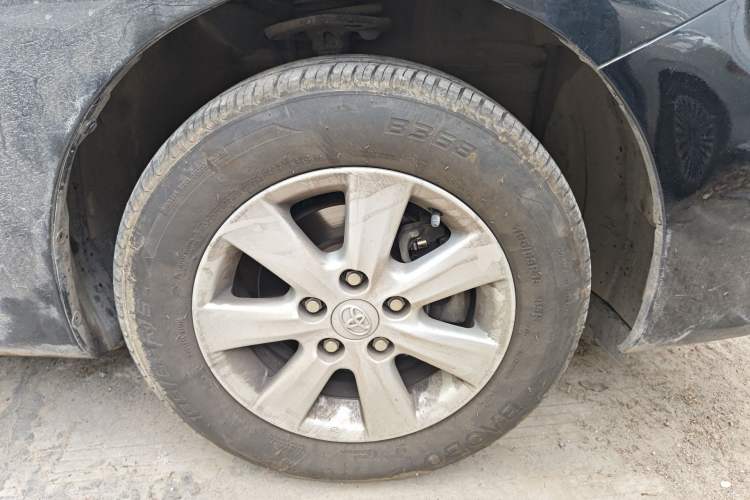 Used Toyota Corolla 2011 1.6L Automatic GL Right Front Wheel Hub