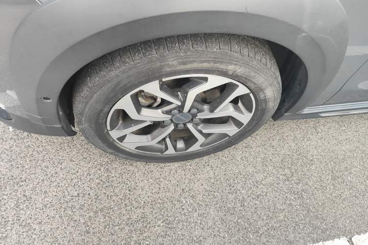 Used Lynk & Co 02 2018 1.5T DCT Two-Wheel Drive Pro Version China V Emission Standard
