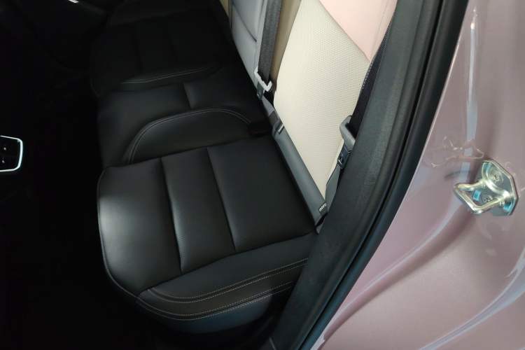 Used Lynk & Co 06 2023 Remix 1.5T Shero
