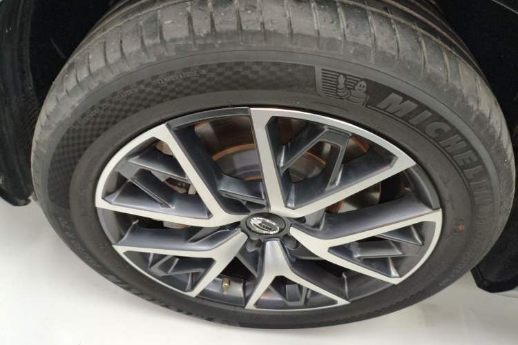 Used GAC Trumpchi ES9 2024 PHEV with 143 km Max