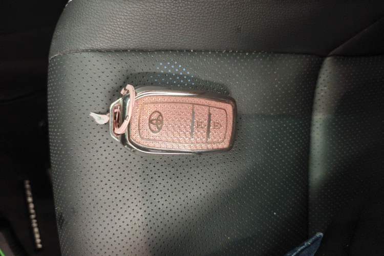 Used Toyota FRONTLANDER 2024 2.0L CVT Leading Plus Edition
