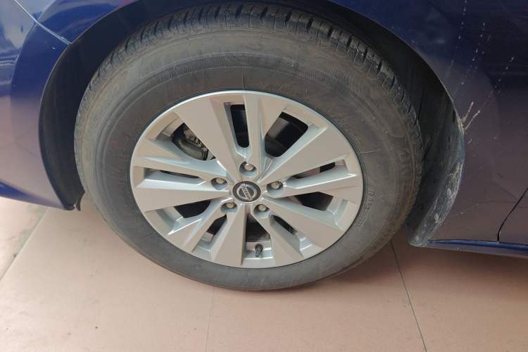 Used Nissan Teana 2020 2.0L XL Comfort Edition Left Front Wheel Hub