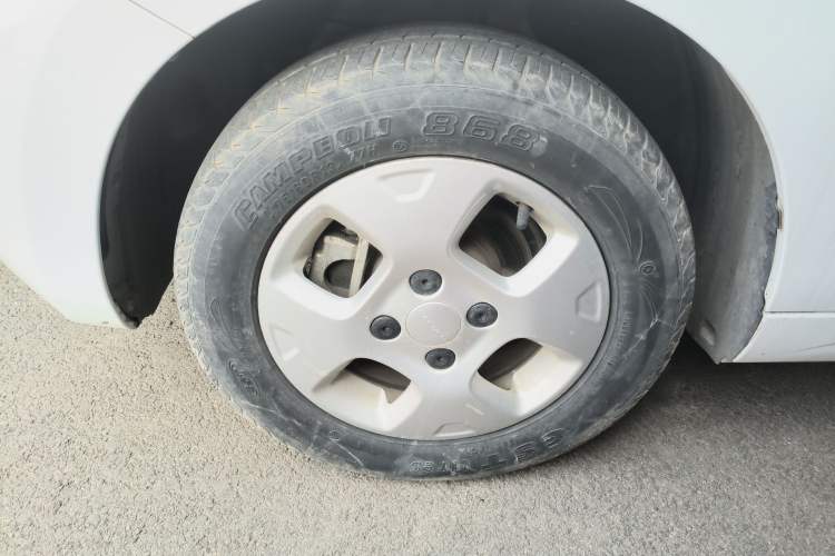 Used Roewe Clever 2021 302 km New Four-Seater Super-Efficient Version
