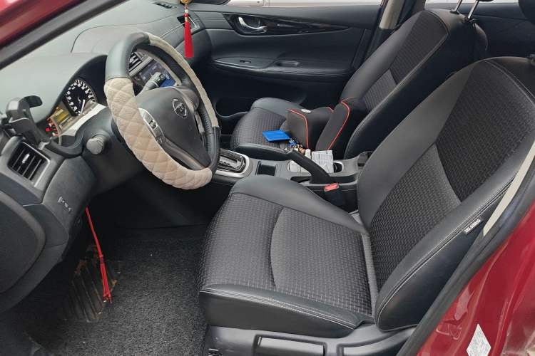 Used Nissan Tiida 2020 1.6L CVT Smart Drive Edition Left Front Seat