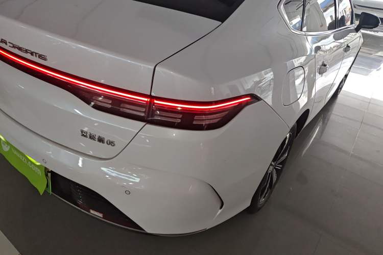 Used BYD Destroyer 05 2022 DM-i 55KM Prestige Model Right Rear Taillight