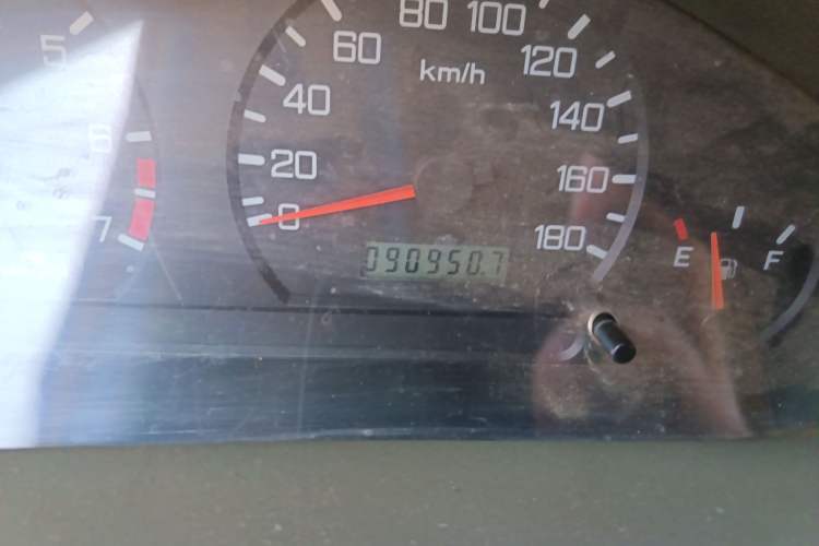 Used FAW Xiali 2011 A+ 1.0L Sedan (Air-Conditioning Not Included)
