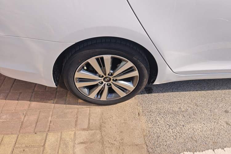 Used Hyundai Mistra 2014 1.8L Automatic Deluxe DLX Model
