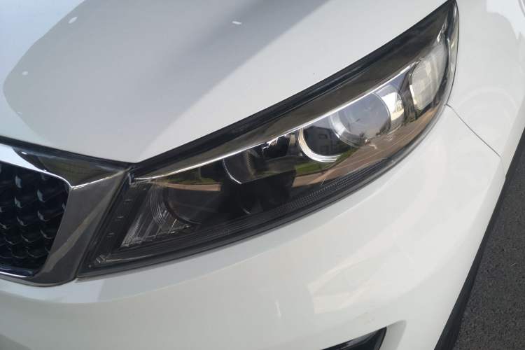 Used Kia Sportage R 2015 2.0L Manual Two-Wheel Drive GL Model