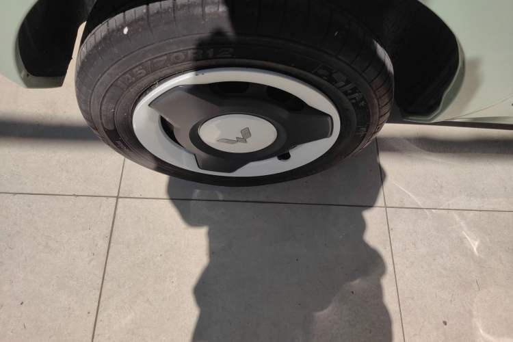 Used Wuling Hongguang MINIEV 2021 Macaron Premium Model – Lithium Iron Phosphate
