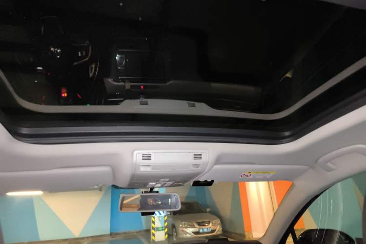 Used Volkswagen Magotan 2019 330TSI DSG Leading Model China VI Standard
