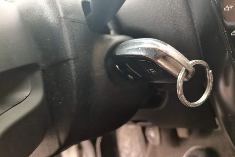 Used Citroen C-Quatre 2013 1.6L Manual Prestige CNG Model Vehicle Key