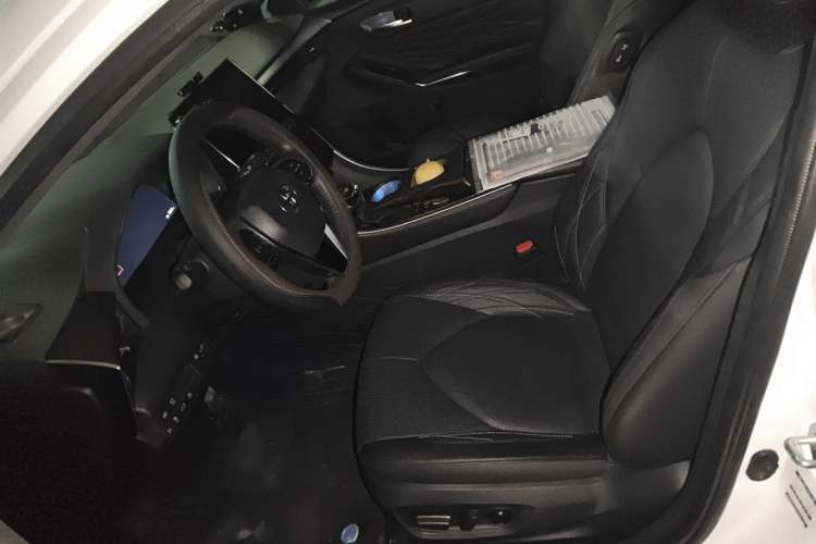 Used Toyota Avalon 2022 Dual-Engine 2.5L XLE Premium Edition