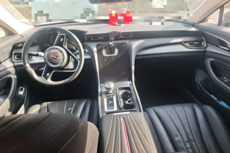 Used Hongqi H5 2024 2.0T Automatic Smart Connect Flagship Edition Center Console