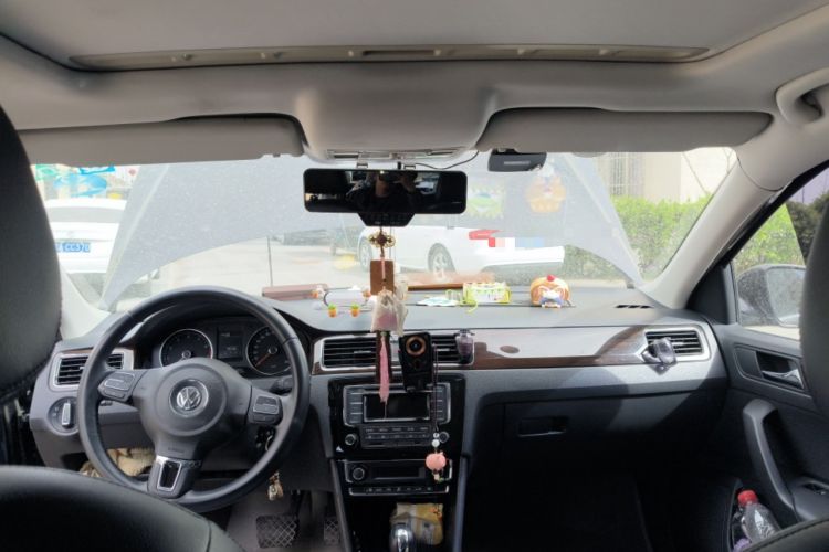 Used Volkswagen Santana 2013 1.6L Automatic Luxury Edition