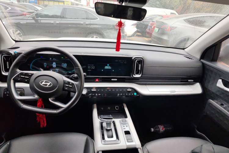 Used Hyundai ix35 2023 Musso 2.0L Deluxe Edition DLX
