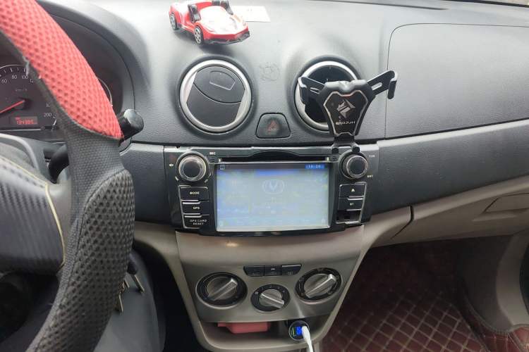 Used Changan Alsvin V3 2012 1.3L Manual Comfort Version China IV Standard
