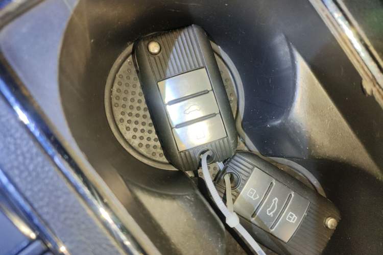 Used Roewe i6 2017 20T Automatic Internet Smart Edition