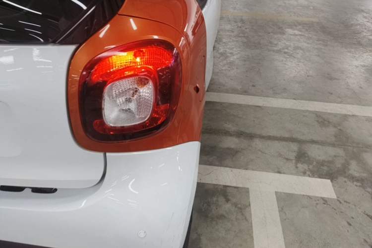 Used smart fortwo 2018 1.0L 52kW Hardtop Dynamic Version China V
