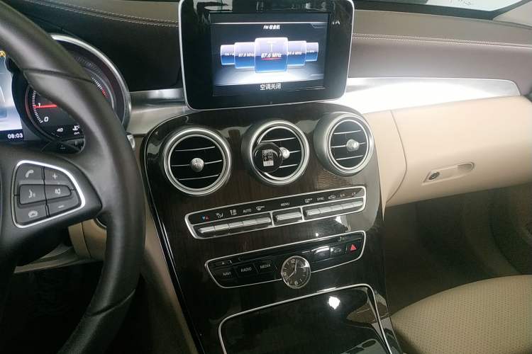 Used Mercedes-Benz C-Class 2016 C 200 L
