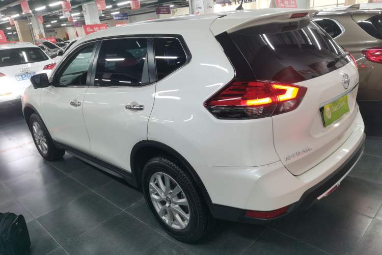 Used Nissan X-Trail 2023 Classic 2.0L Two-Wheel Drive Smart Connect & Comfort Edition