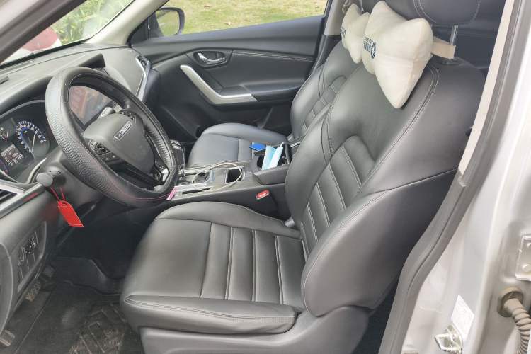 Used Venucia T90 2018 2.0L CVT Smart Connect Luxury Edition China V Standard