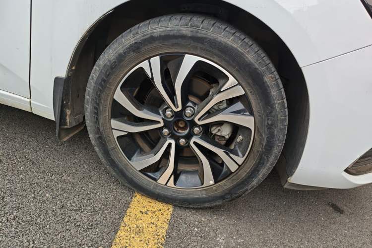 Used Chevrolet Monza 2019 RS 330T Automatic Comfort Edition China VI Standard