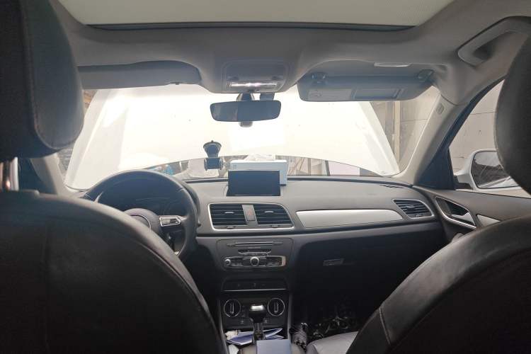 Used Audi Q3 2017 30 TFSI Fashion Model Headliner