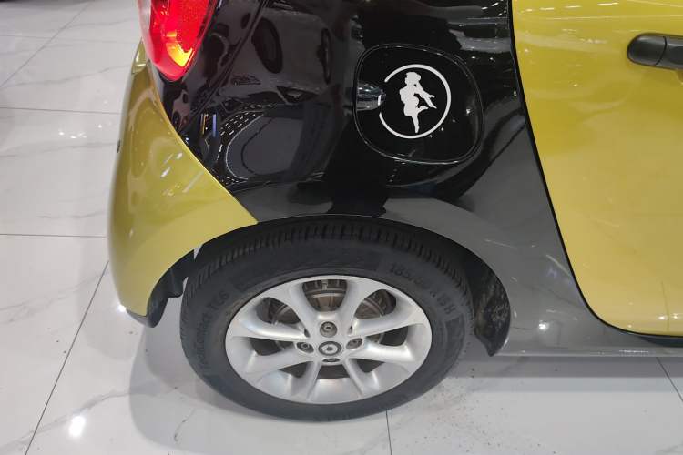 Used smart forfour 2016 1.0L 52 kW Dynamic Edition