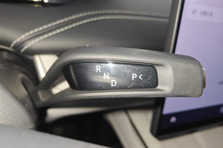 Used Xiaomi Auto SU7 2024 Four-Wheel Drive Ultra-Long Range Advanced Intelligent Driving Max Edition
