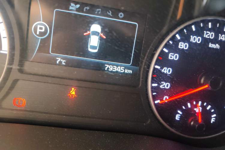 Used Kia K5 New Energy 2018 2.0L Smart Enjoyment Version Odometer Close Up