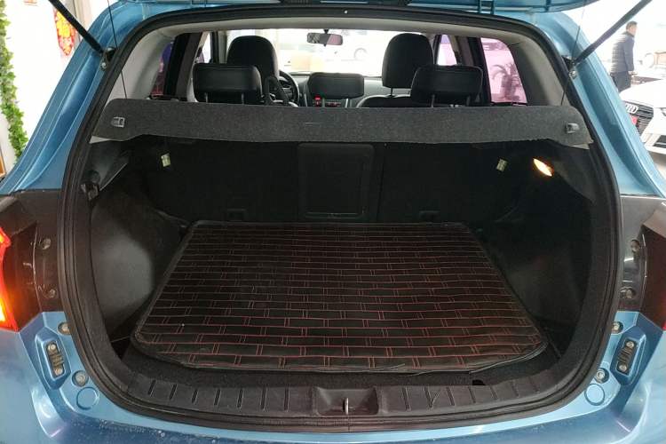 Used Mitsubishi ASX 2013 2.0L CVT Two-Wheel Drive Luxury Edition