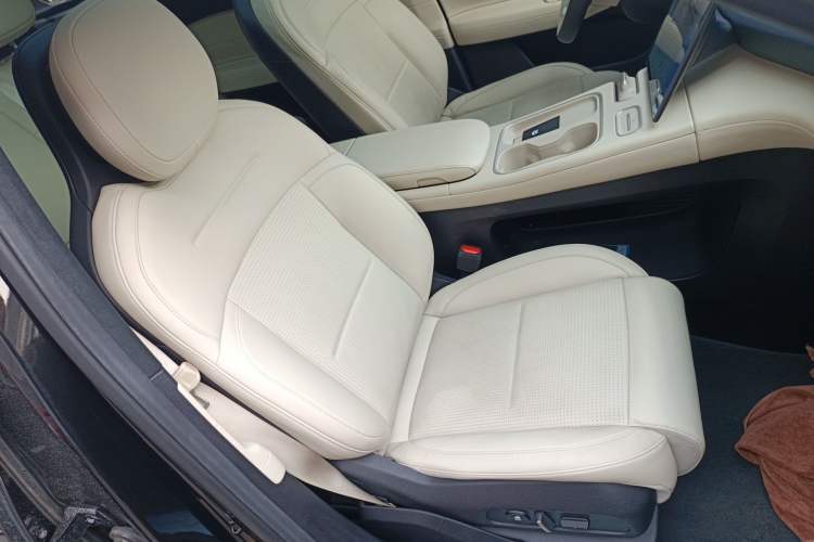 Used Nio ES6 2023 75 kWh