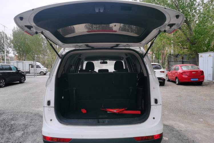 Used Baojun 730 2019 1.5T CVT Fashion Model 7 Seats China VI Emission Standard Trunk