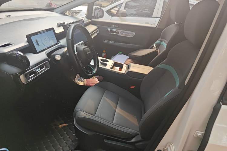 Used AION Y 2023 Plus 610 Enjoy Edition
