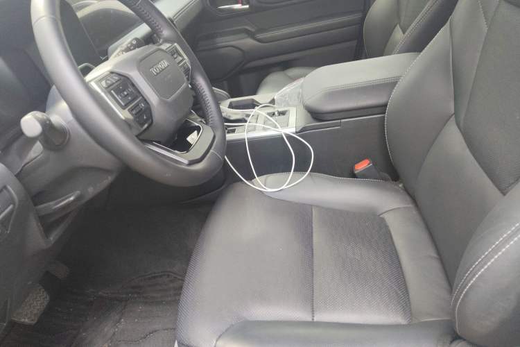 Used Toyota Prado 2025 2.4T All-Weather TX Version 5 Seats Left Front Seat