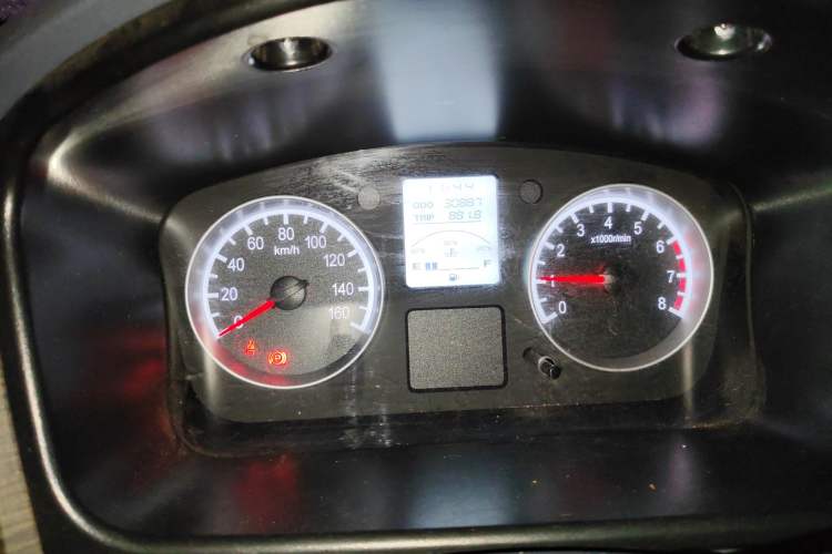 Used Jinbei Hiace X30 2023 1.5L Super-Enjoyment Van 2/5 Seats Non-Air-Conditioned Version SWC15M