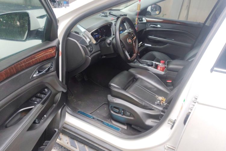 Used Cadillac SRX 2015 3.0L Elite Model