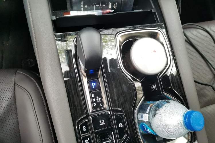 Used Lexus RX 2023 350h Four-Wheel Drive Enjoyment Version Gear Lever