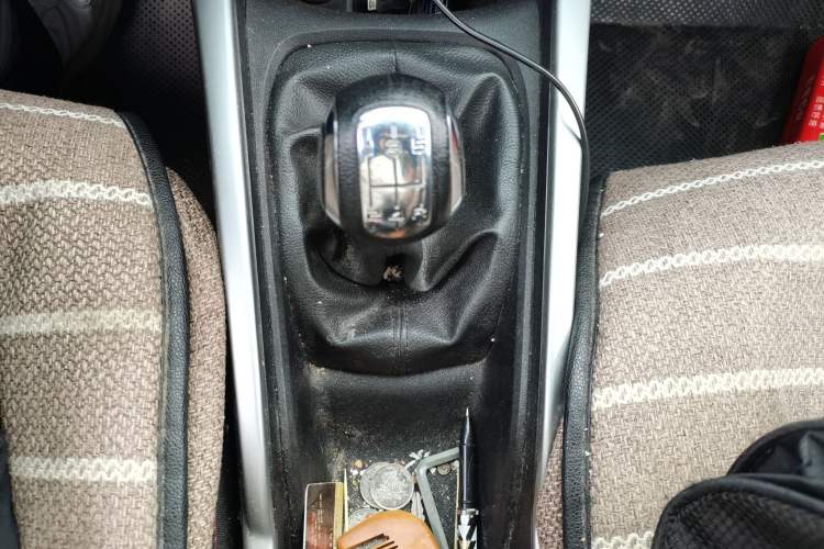 Used Citroen C3-XR 2015 1.6L Manual Pioneer Model Gear Lever