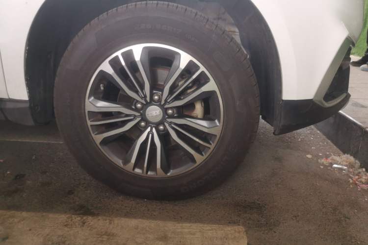 Used Geely Auto Vision X6 2018 1.8L Manual 4G Connect Luxury Edition Right Front Wheel Hub